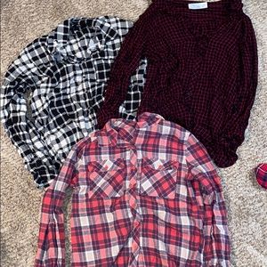 Women’s flannel lot